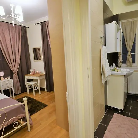 Old Harbour Apartment *